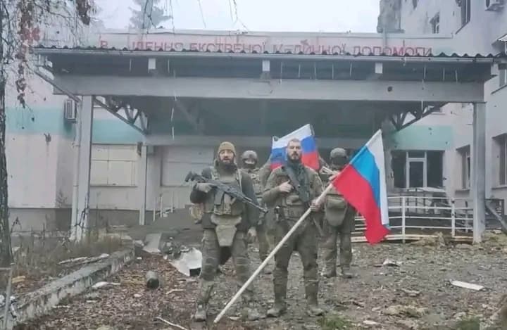 Ukraine : Le drapeau russe plane sur Koupiansk