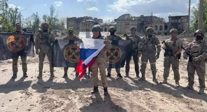 Guerre en Ukraine : Libération de Bakhmut-Artyomovsk par PMC Wagner, discours de Evgueni Prigojine