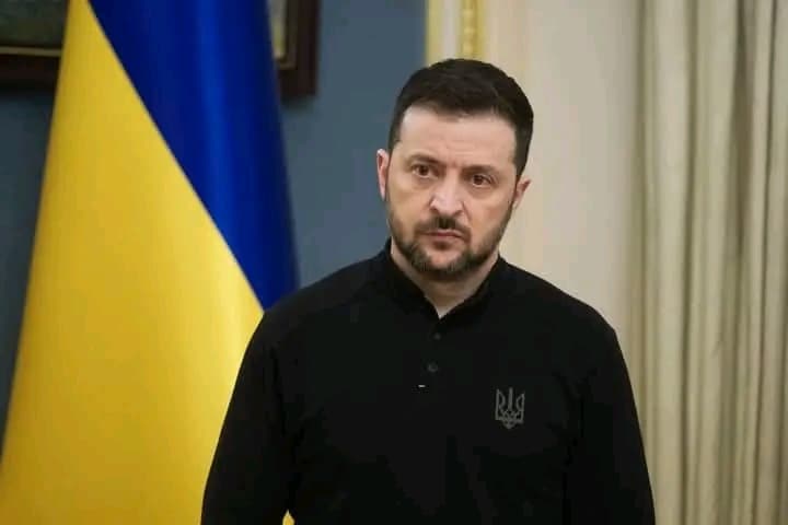 Ukraine : Zelensky se dit « prêt à négocier directement » avec Poutine