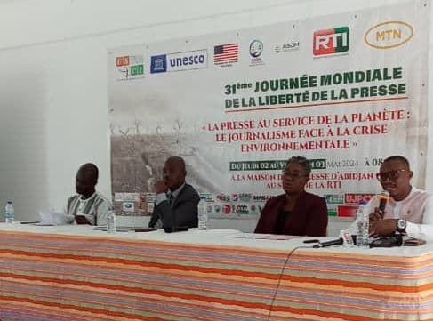 Côte d'Ivoire : Face au changement climatique, des panelistes appellent aux bonnes pratiques