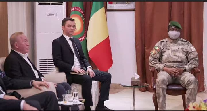 Mali : Poutine entend livrer du carburant, de l'engrais et le blé au gouvernement malien