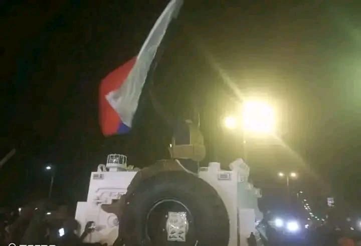 Burkina Faso : Comme les manifestants, la junte tourne le dos à la France et embrasse la Russie pour un partenariat