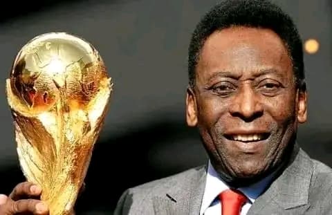 Brésil : Terrible nouvelle Pélé est décédé aujourd'hui à l'âge de 82 ans