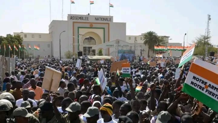 Niger : Des jeunes appellent au recrutement de volontaires pour la défense