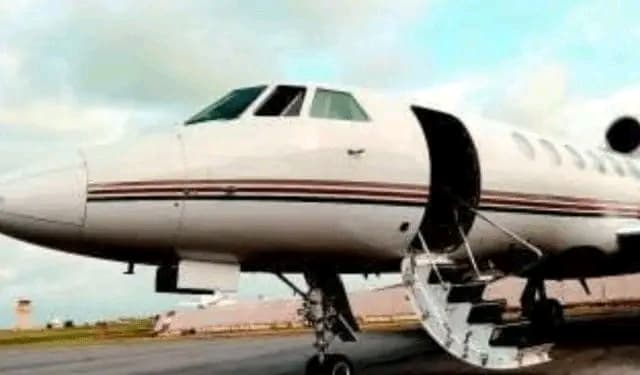 Zambie : Saisi d’un jet privé transportant plusieurs millions de dollars en espèces, des lingots d’or, des armes et munitions