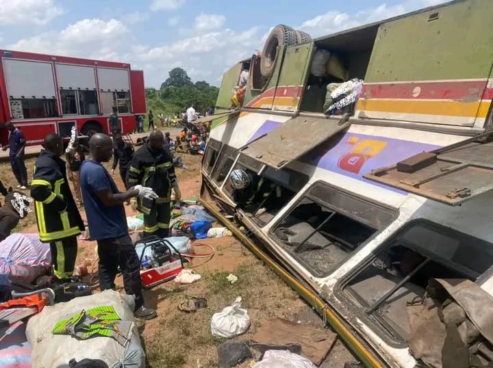Côte d'Ivoire : Bouaké, 3 passagers tués après la chute d'un car sur l'échangeur de Diabo