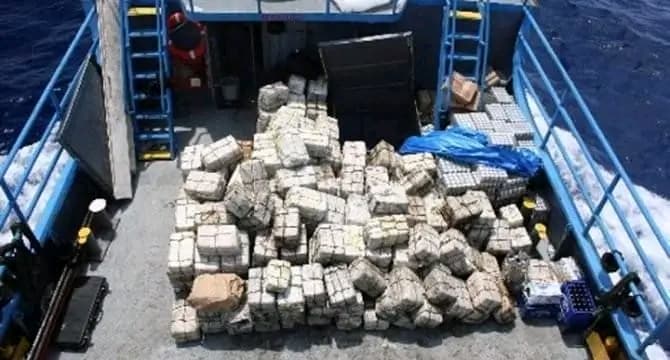 France : Plus de 10 tonnes de cocaïne saisies dans un bateau de pêche