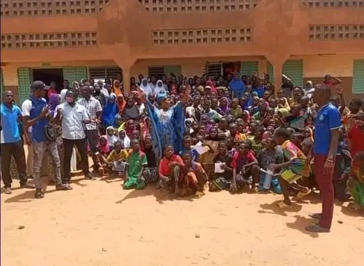 Burkina Faso : Falagountou, les frais de scolarité des orphelins des VDP pris en charge par le Chef de canton