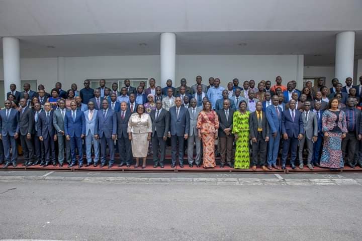 Côte d'Ivoire : Les syndicats des fonctionnaires et agents de l'État reconnaissant au président Ouattara