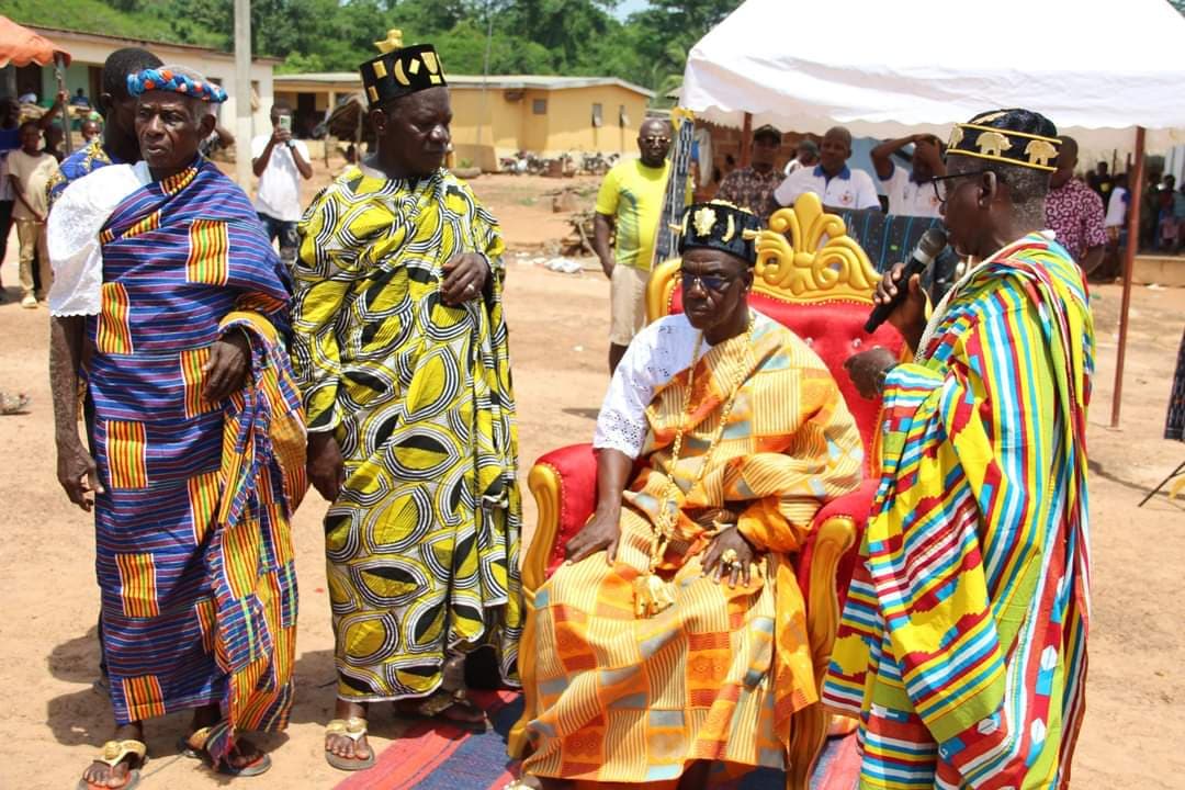 Côte d'Ivoire : Bocanda, le chef du village Salè-Balèkro intronisé en présence du maire Kramo Kouassi