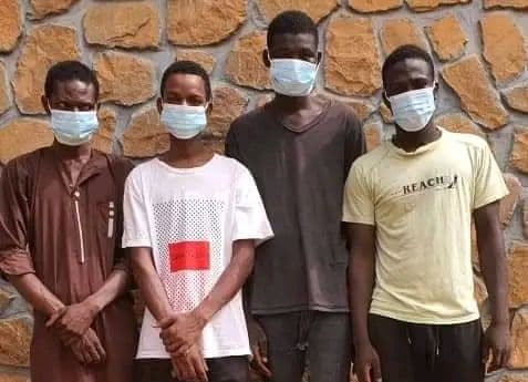 Niger : Niamey, mieux comprendre les gestes des passagers dans les taxis pour éviter d'être une victime des criminels