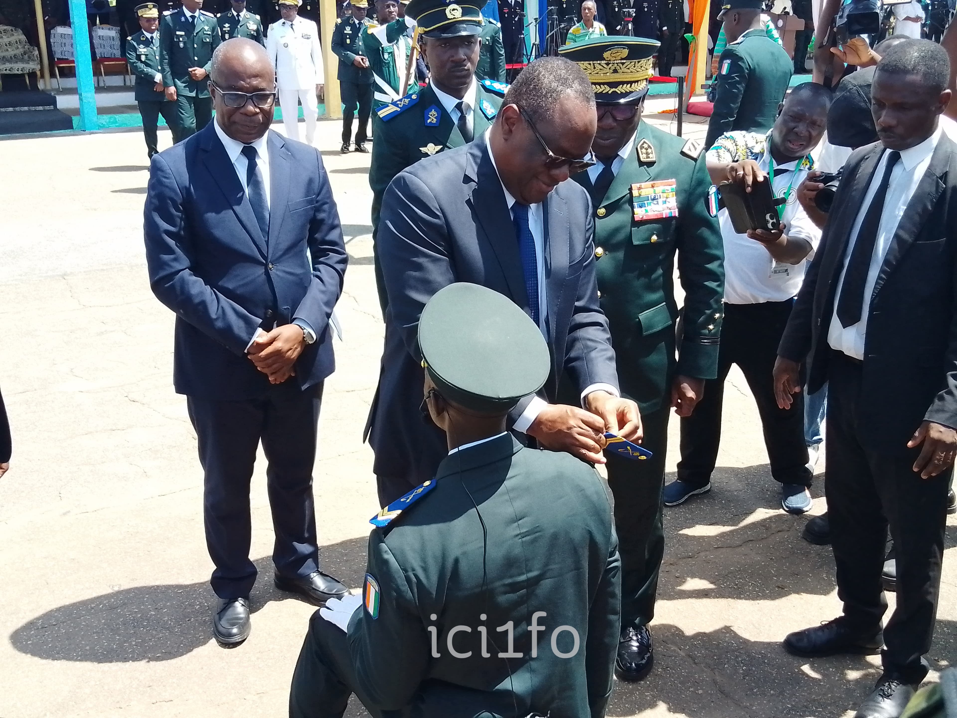 Côte d'Ivoire : Bouaké,, 212 nouveaux sergents de la promotion « Audace » de l'ENSOA prêts pour le front, sous les ordres de Téné Birahima Ouattara