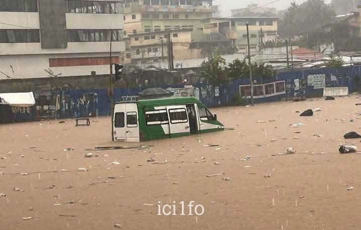Côte d'Ivoire : Abidjan sous la pluie, Riviera 9 Kilos complètement inondé ce lundi 29 juin matin