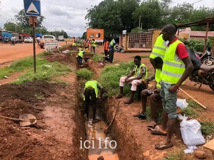Burkina Faso : Fraude au BEPC 2026, 45 jours de travaux d’intérêt général pour les élèves condamnés