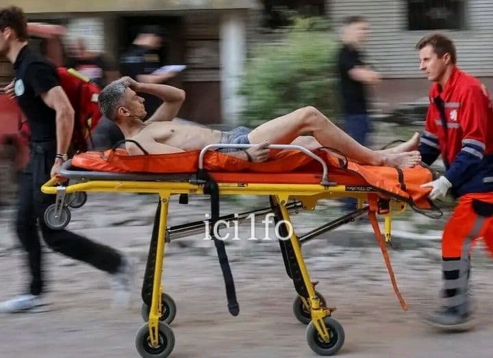 Ukraine : Nuit meurtrière près de la ville natale de Zelensky, 8 morts dans des bombardements russes massifs