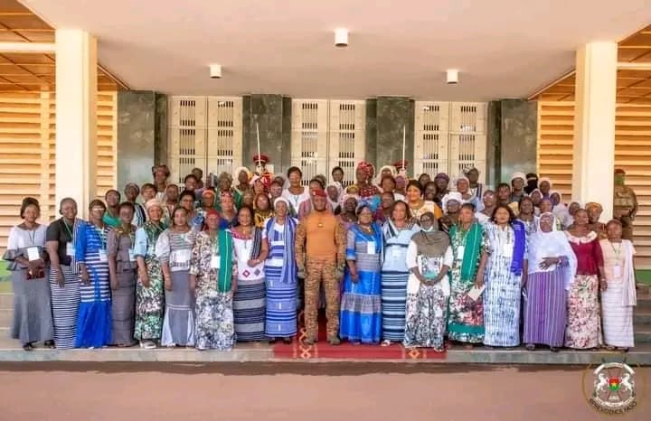 Burkina Faso : Situation sécuritaire, les femmes s’engagent aux côtés du Président de la Transition