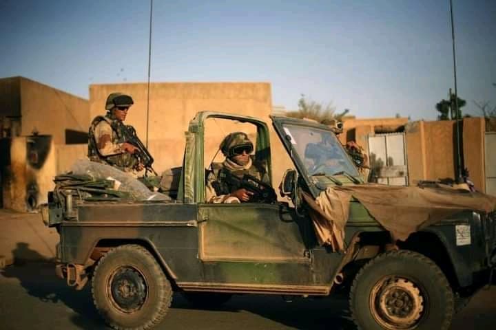 Tchad : Chassés du Niger, les soldats français débarquent à N'Djamena