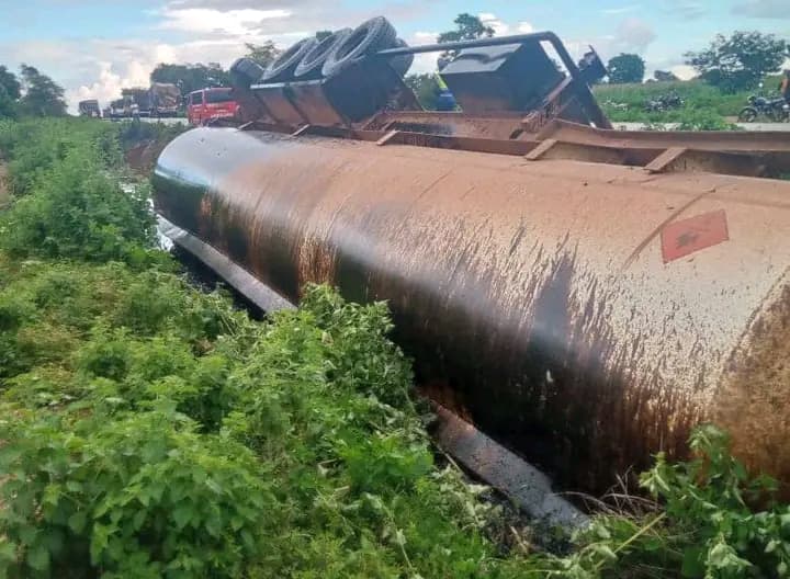Côte d'Ivoire : À Soubré et Ferké, deux sorties de route de camions de transport font 34 victimes