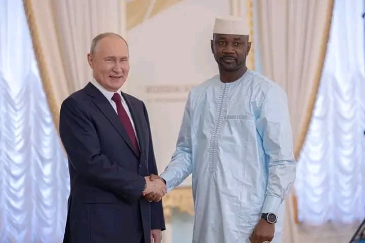 Mali : Bamako et Moscou signent un mémorandum sur l'utilisation de satellites