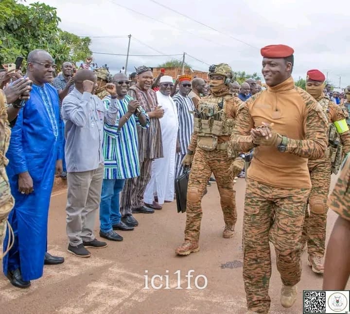 Burkina Faso : Le Président Ibrahim Traoré en visite à Ouahigouya au cœur d’un accueil massif