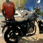 Côte d’Ivoire : Bouaké, un voleur de moto épinglé grâce au système GPS inséré dans l’engin 