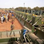 Burkina Faso : Doté de matériel acheté sans crédit, Ibrahim Traoré ordonne l&rsquo;accélération du bitumage des routes